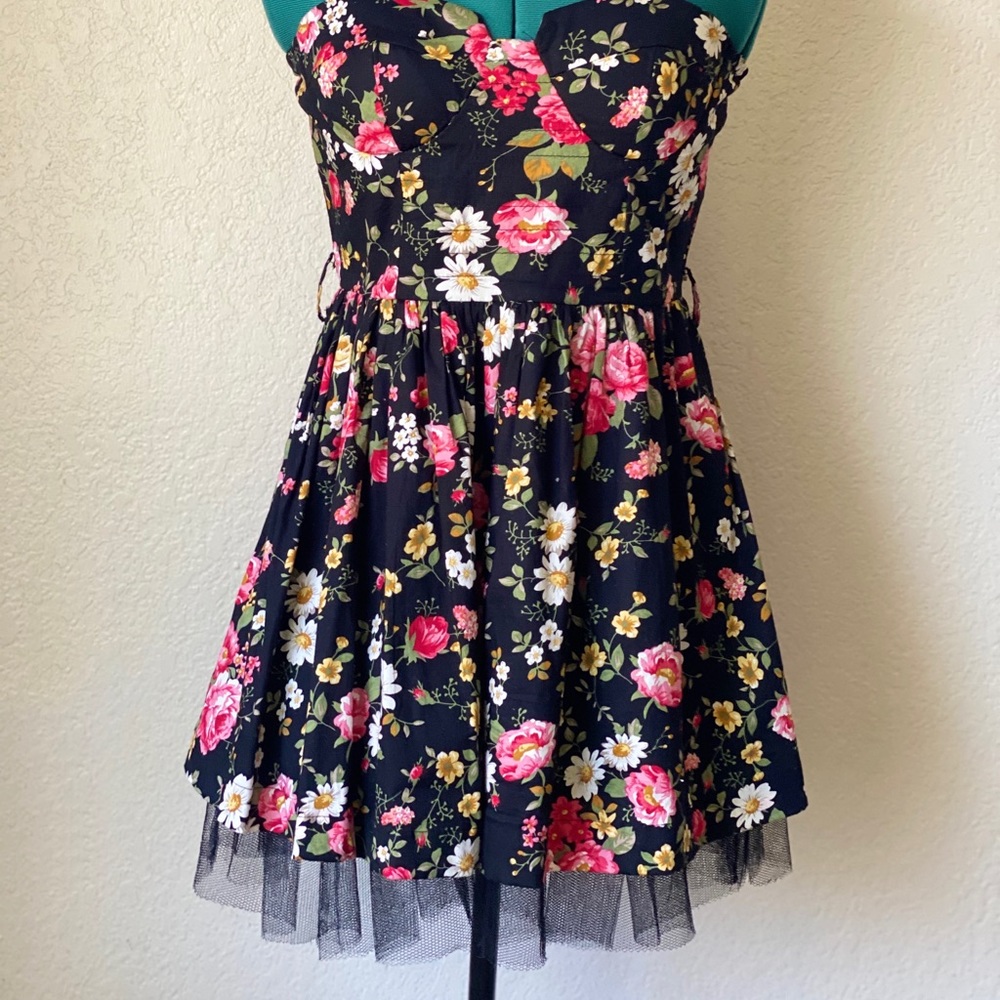 SOLD floral black ruffle minidress sz S - Picture 2 of 8